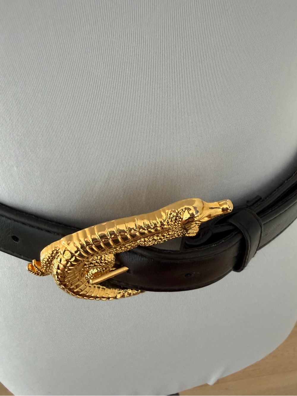 BELT Black Faux Leather Large Gold Tone Metal Crocodile Buckle Statement Glamour - Picture 11 of 17